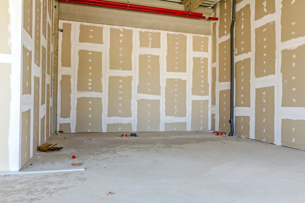 קירות אקוסטיים למשרדים התקנת קירות בעבודה